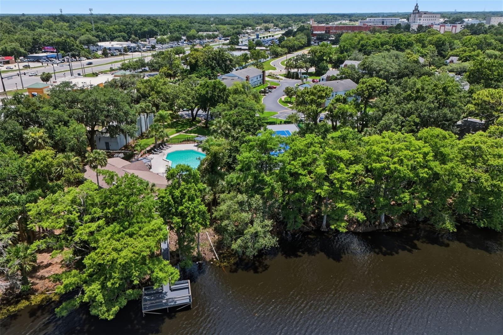NORTHLAKE VILLAGE CONDO 9 - Residential