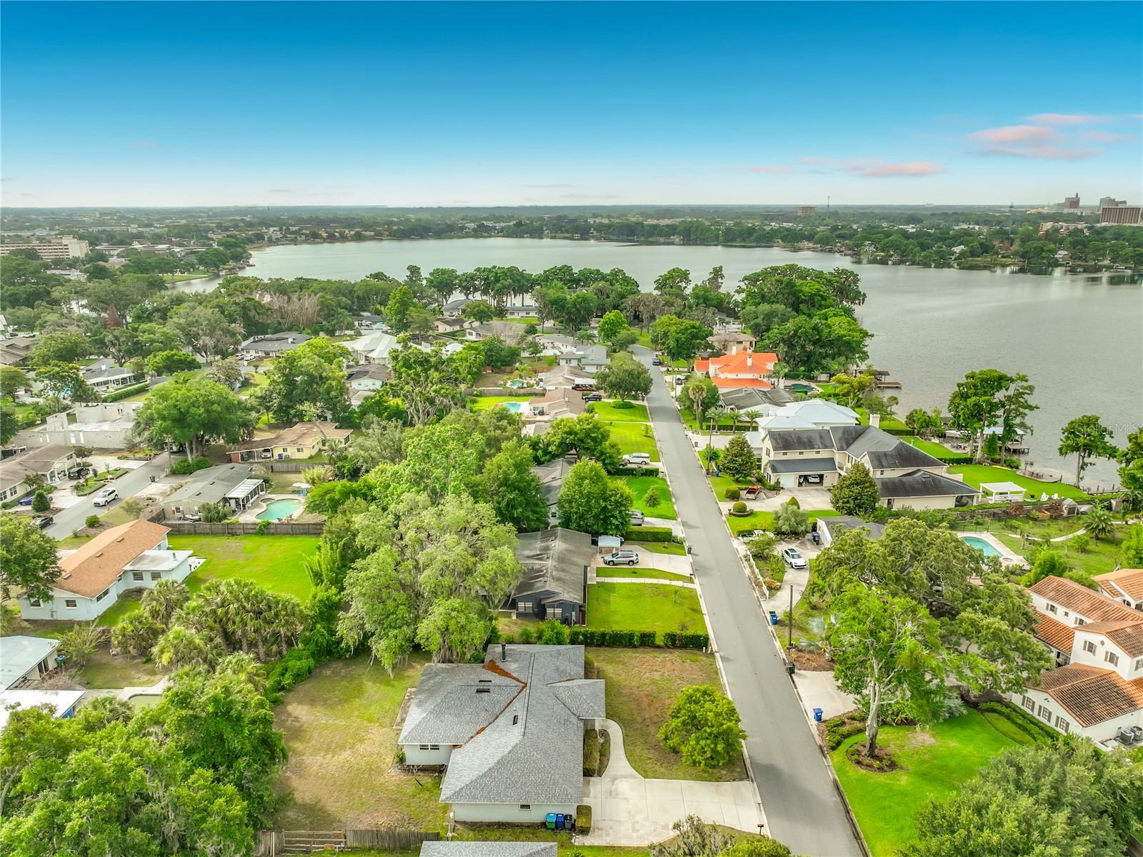 KILLARNEY POINT - Residential