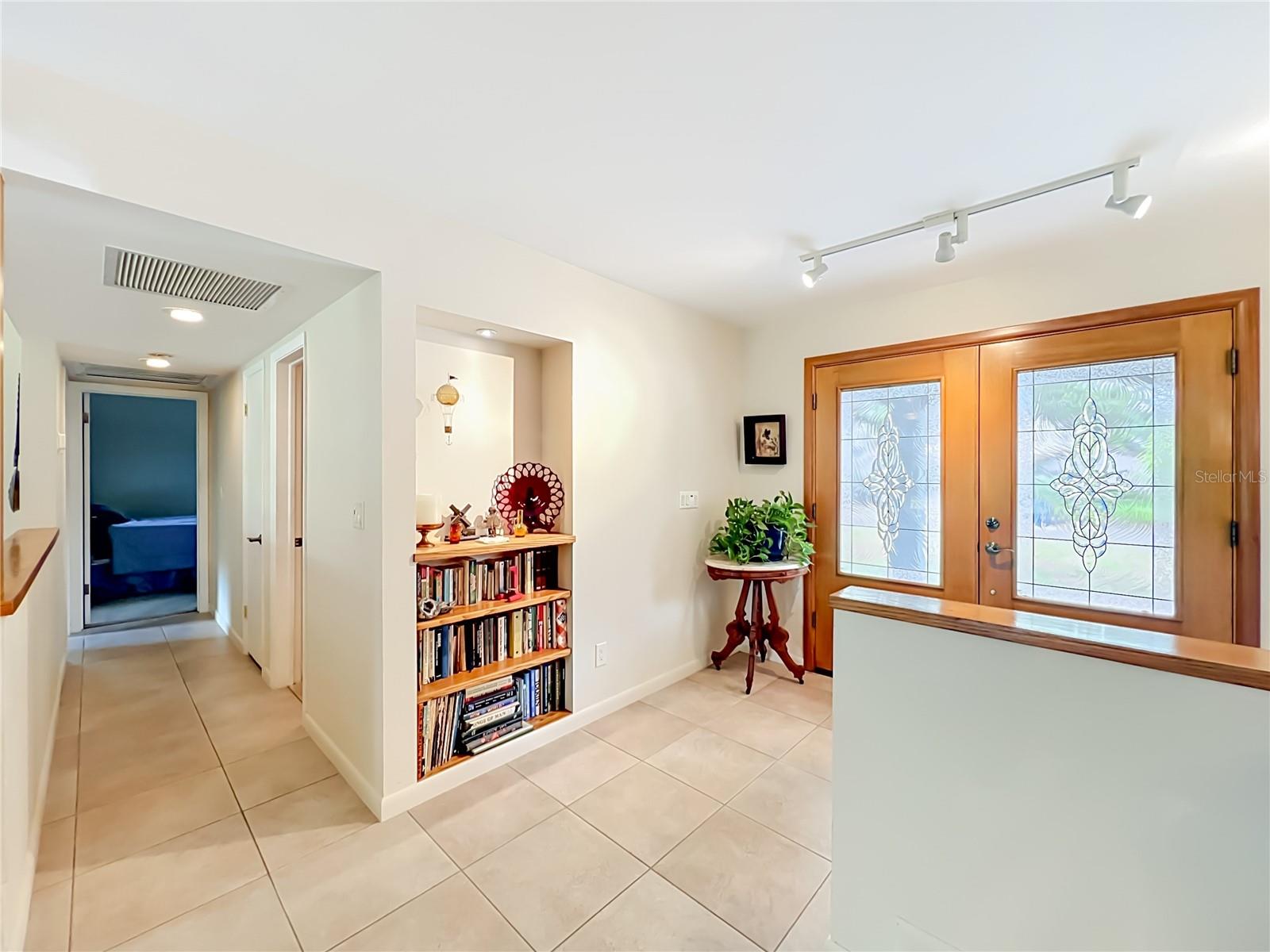 KILLARNEY POINT - Residential