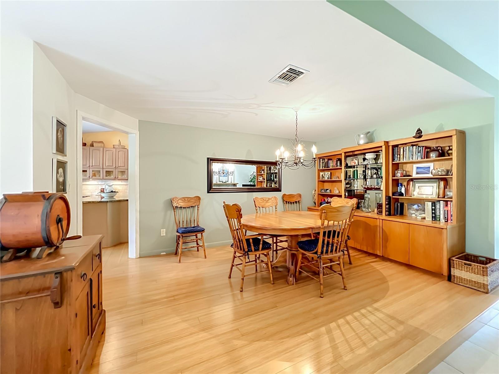 KILLARNEY POINT - Residential