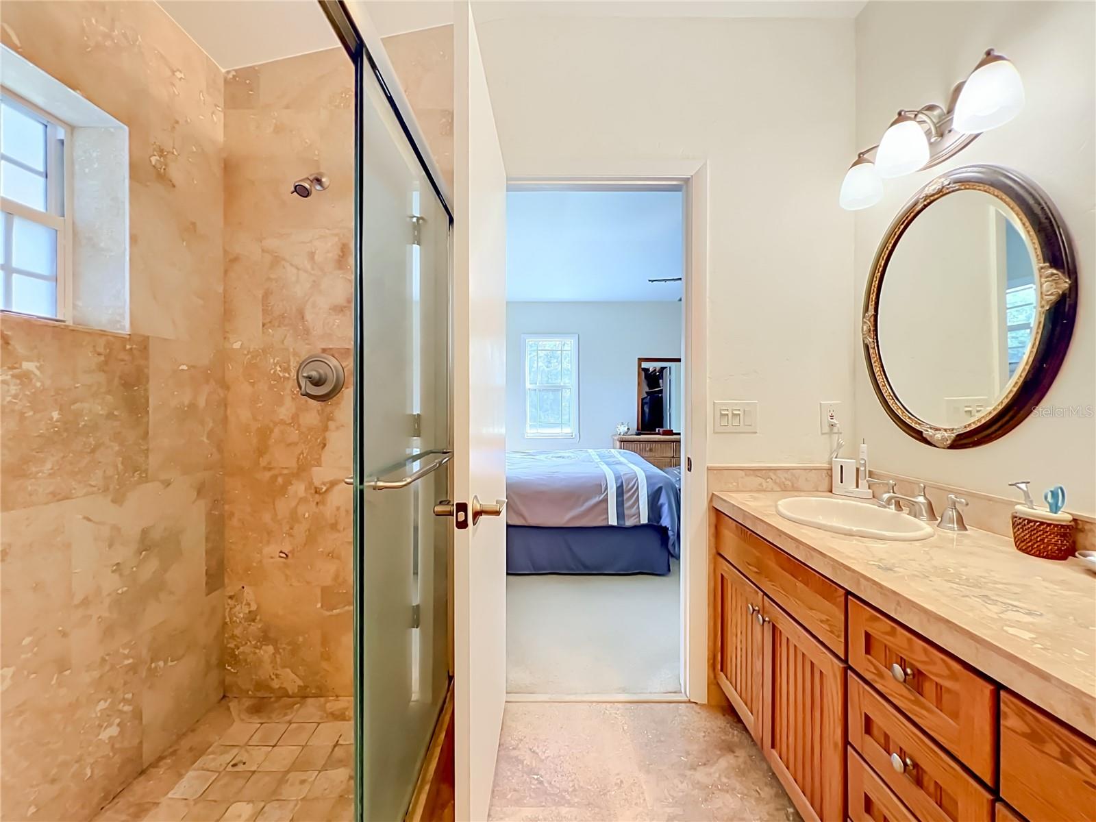 KILLARNEY POINT - Residential