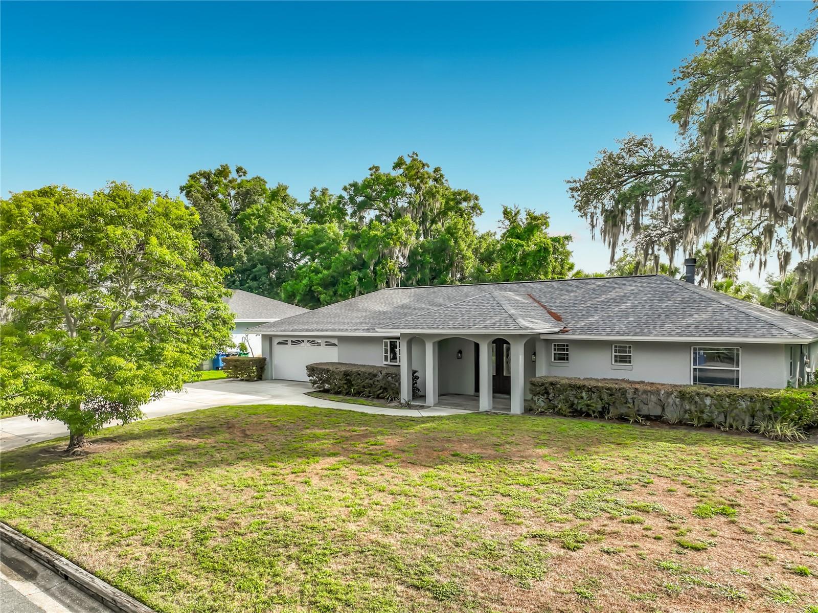 KILLARNEY POINT - Residential