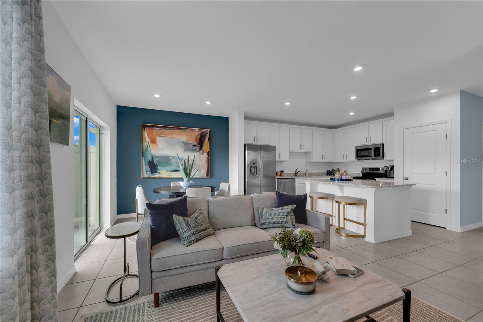 AVALON PARK TAVARES - Residential