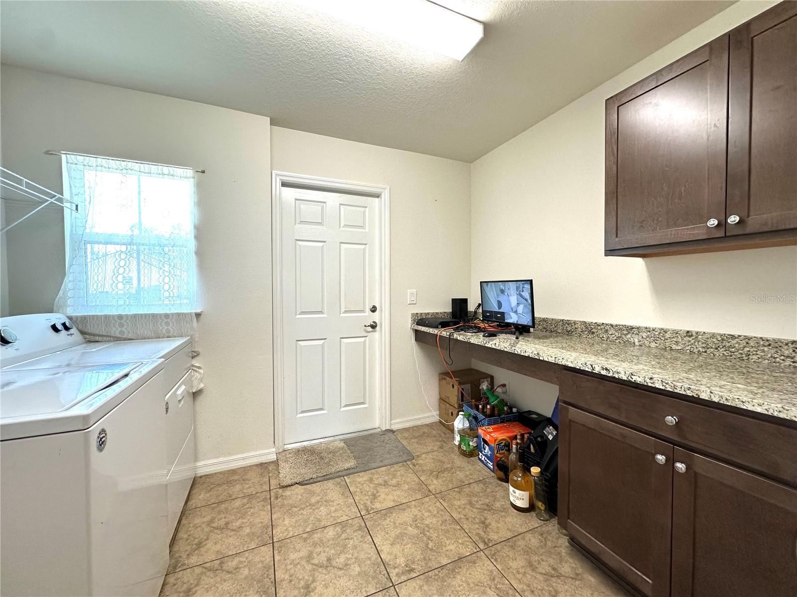 MARION OAKS - Residential