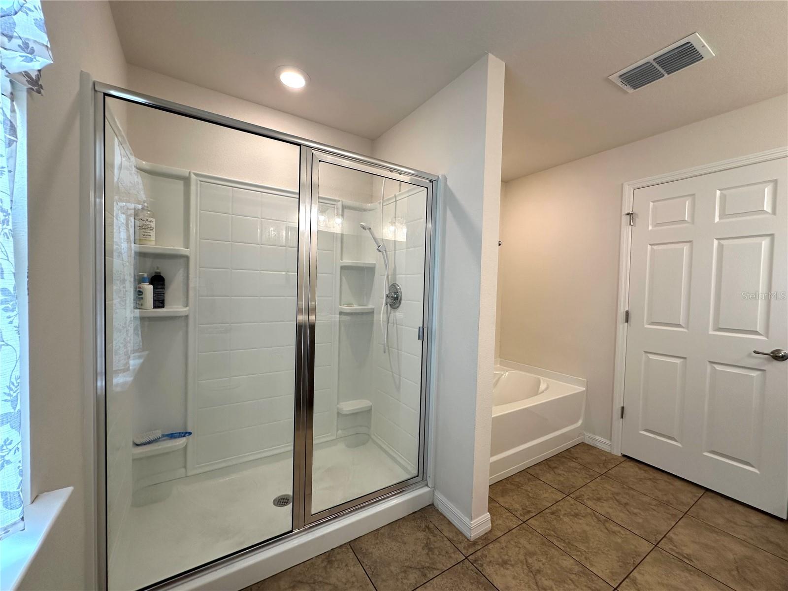 MARION OAKS - Residential