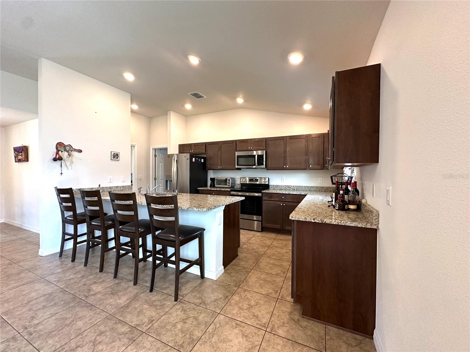MARION OAKS - Residential