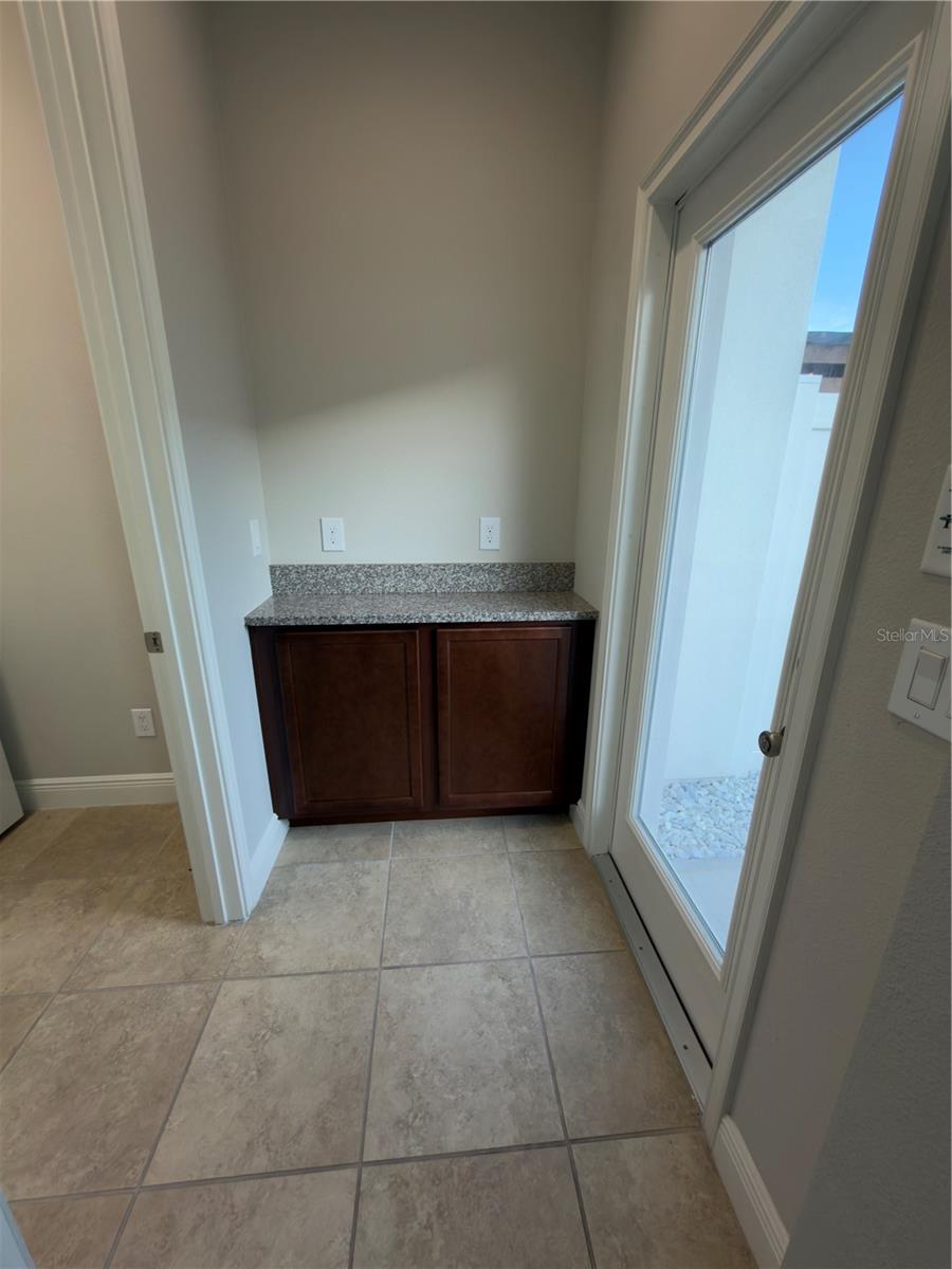 HAMLIN RESERVE - Residential Lease