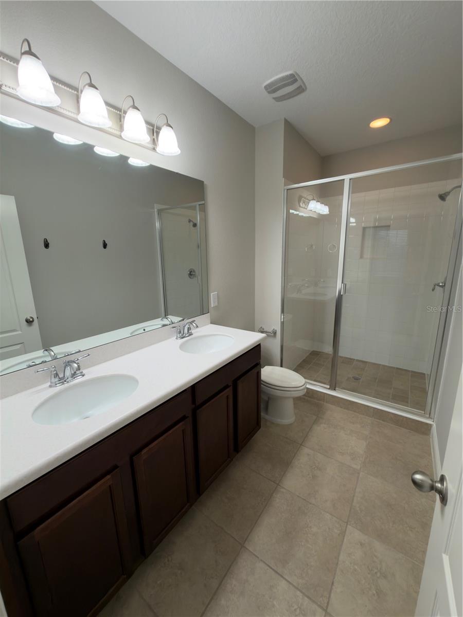 HAMLIN RESERVE - Residential Lease