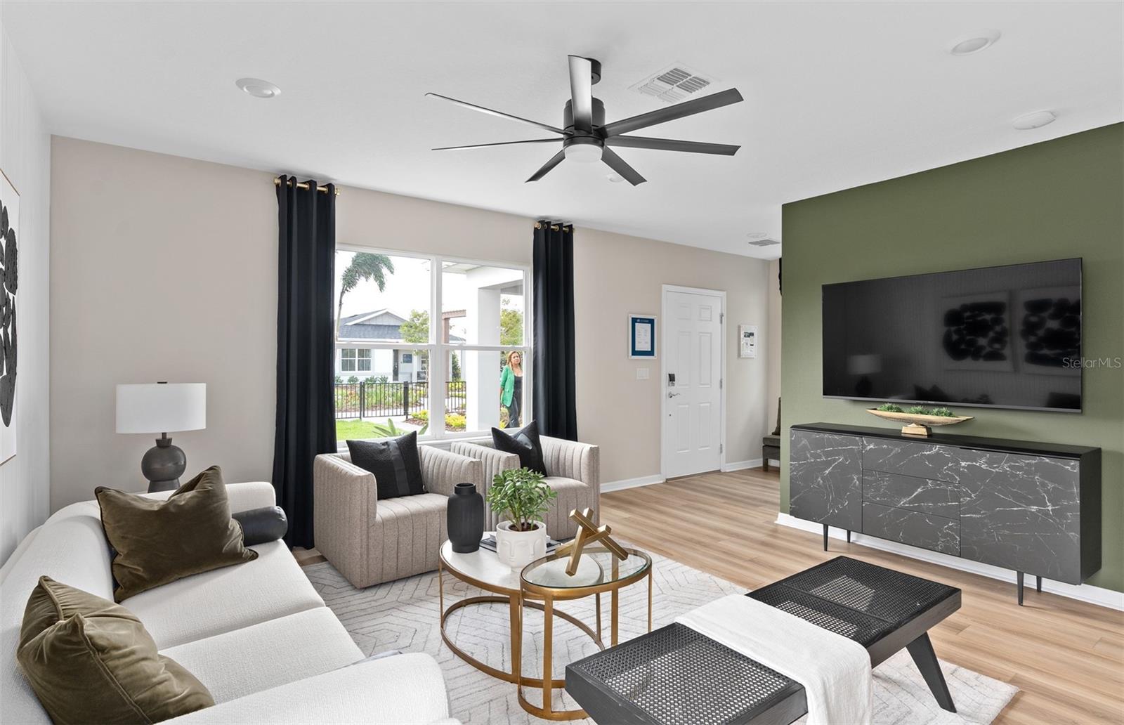SILVERLEAF OAKS - Residential