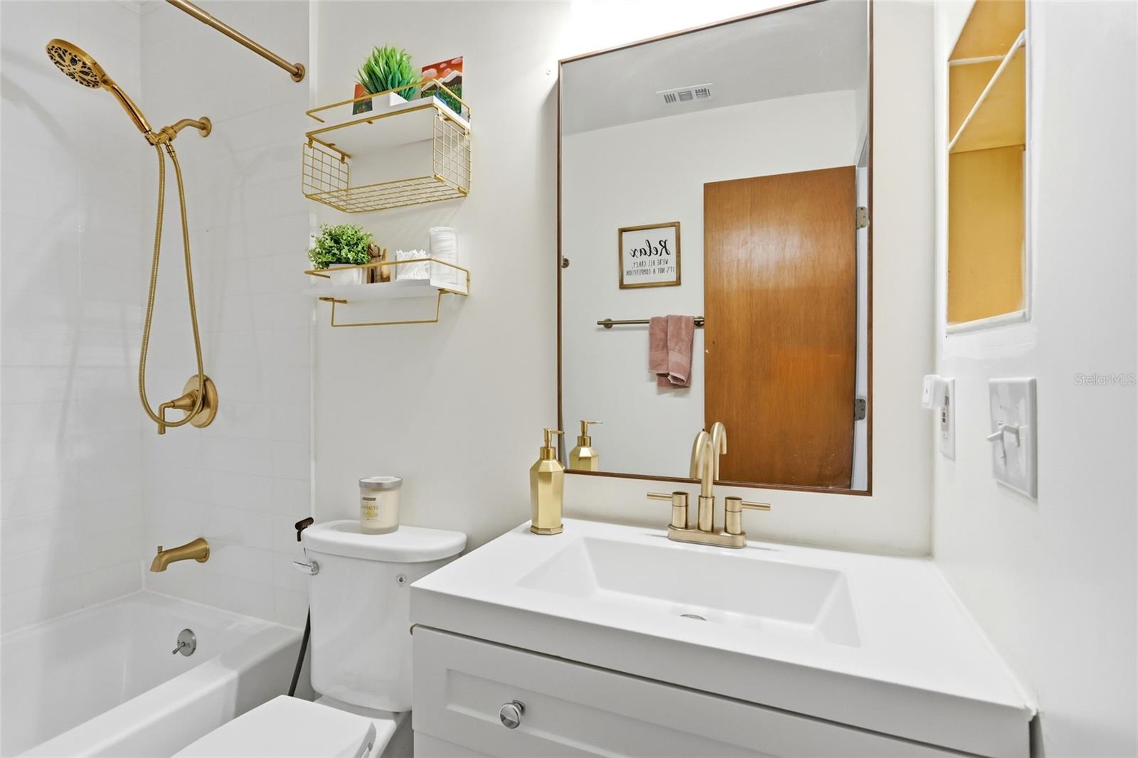 NORTHBRIDGE AT COUNTRY CREEK - Residential