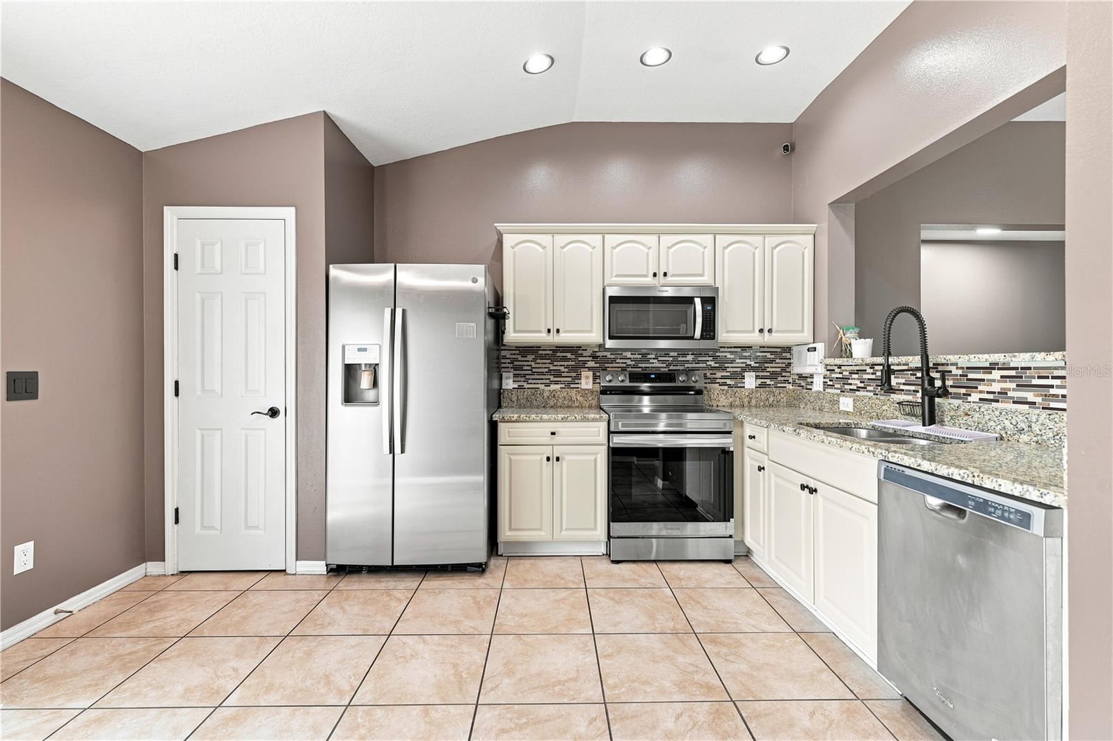 MANGO GROVES UNIT 1 - Residential