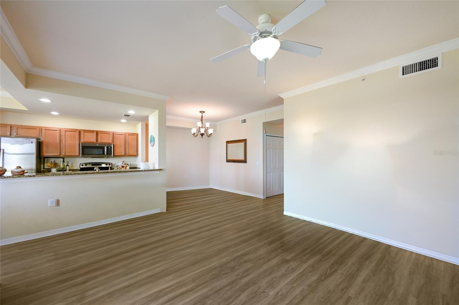 RIVER STRAND - Residential