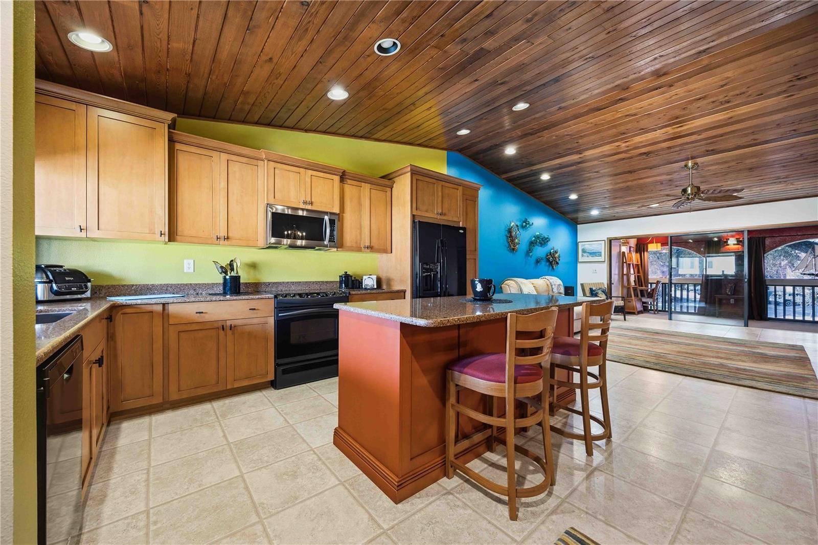 COUNTRY CLUB VILLAGE CONDO - Residential