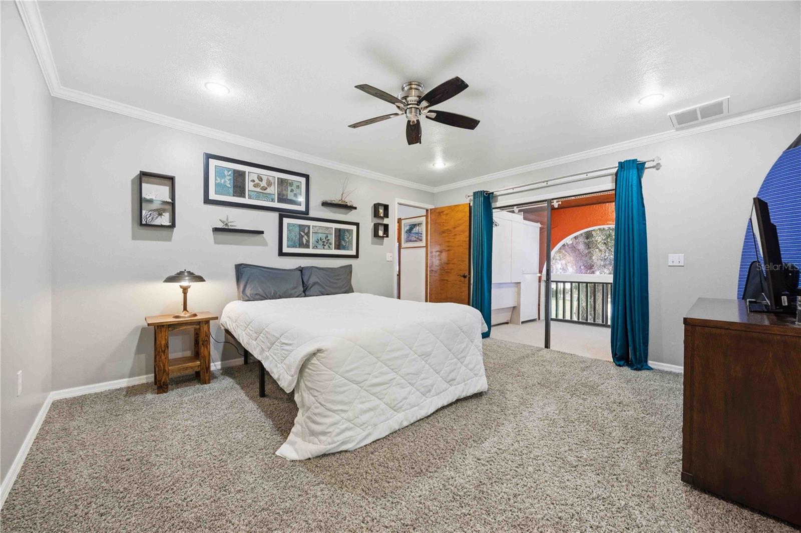 COUNTRY CLUB VILLAGE CONDO - Residential