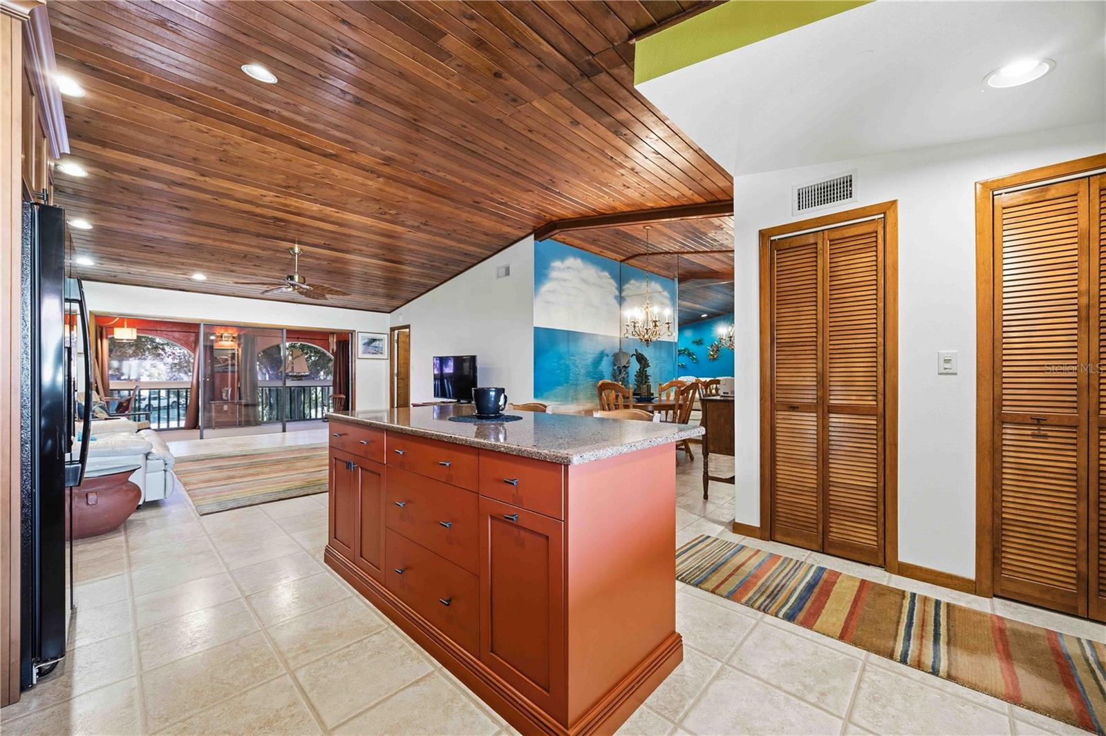 COUNTRY CLUB VILLAGE CONDO - Residential