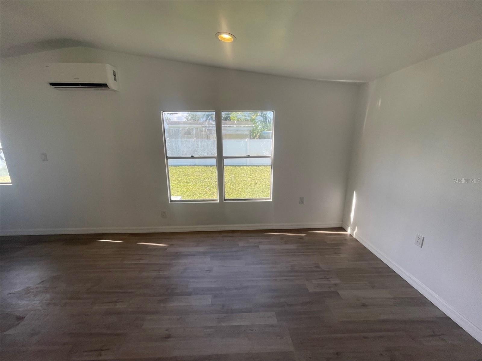 CHARLIN PARK SIXTH ADD - Residential