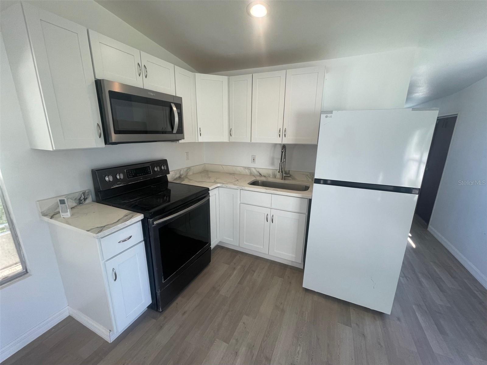 CHARLIN PARK SIXTH ADD - Residential