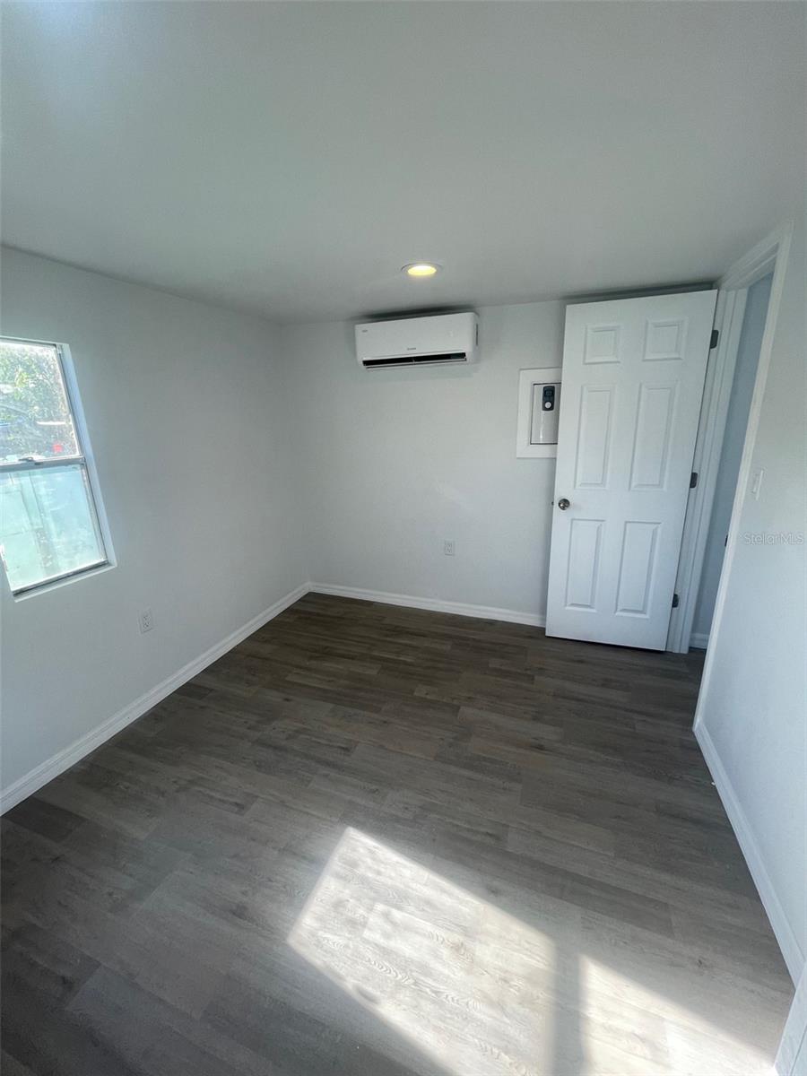 CHARLIN PARK SIXTH ADD - Residential