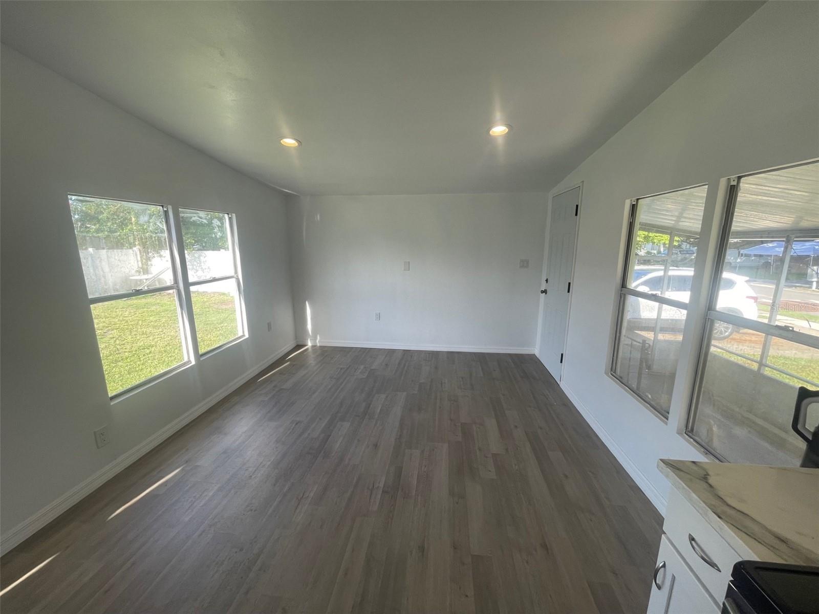 CHARLIN PARK SIXTH ADD - Residential