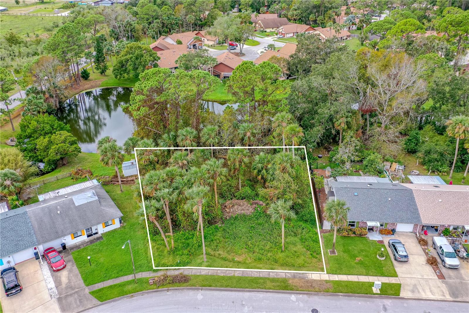 A rare opportunity to own a DUPLEX lot in Port Orange, FL, just minutes from world famous Daytona and New Smyrna beaches! Less than 5 miles from I-95 and I-4, this one-of-a-kind property boasts no HOA and more than 120 feet of breathtaking water views. High and dry, this 0.23 acre duplex lot can be subdivided for future use. Municipal utilities in the area. Don’t miss out on this tranquil setting in the heart of a growing city!