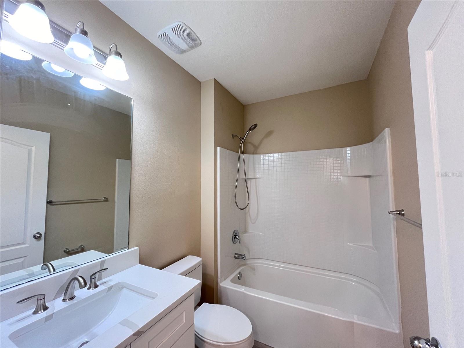 SAWGRASS BAY PH 2A - Residential Lease