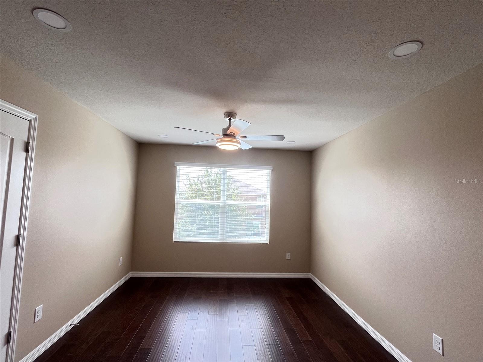 SAWGRASS BAY PH 2A - Residential Lease