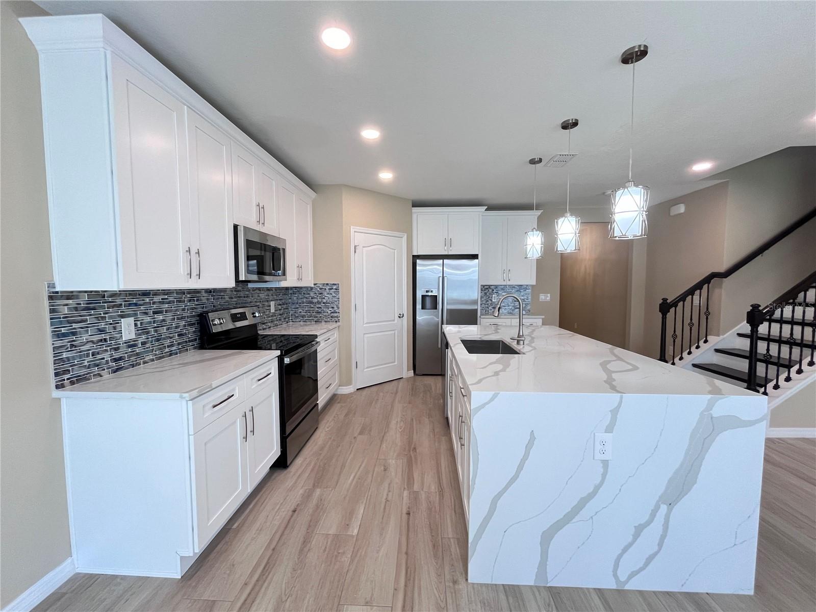 SAWGRASS BAY PH 2A - Residential Lease