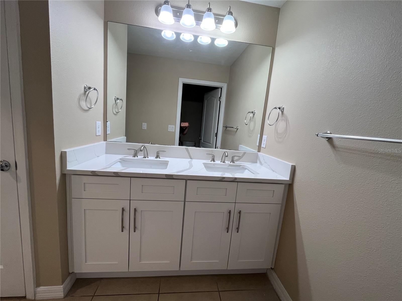 SAWGRASS BAY PH 2A - Residential Lease