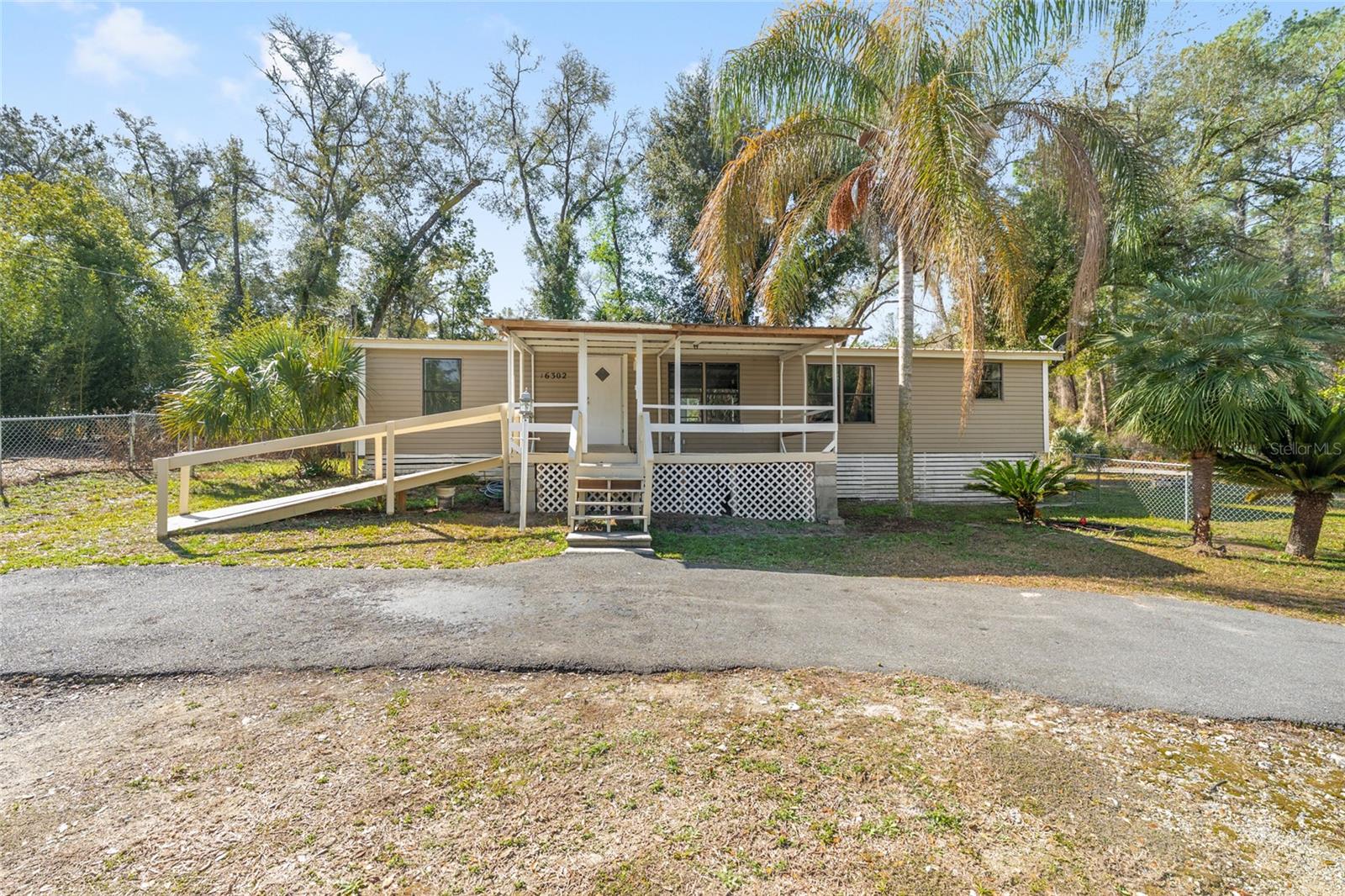 WOODS & LAKES - Residential