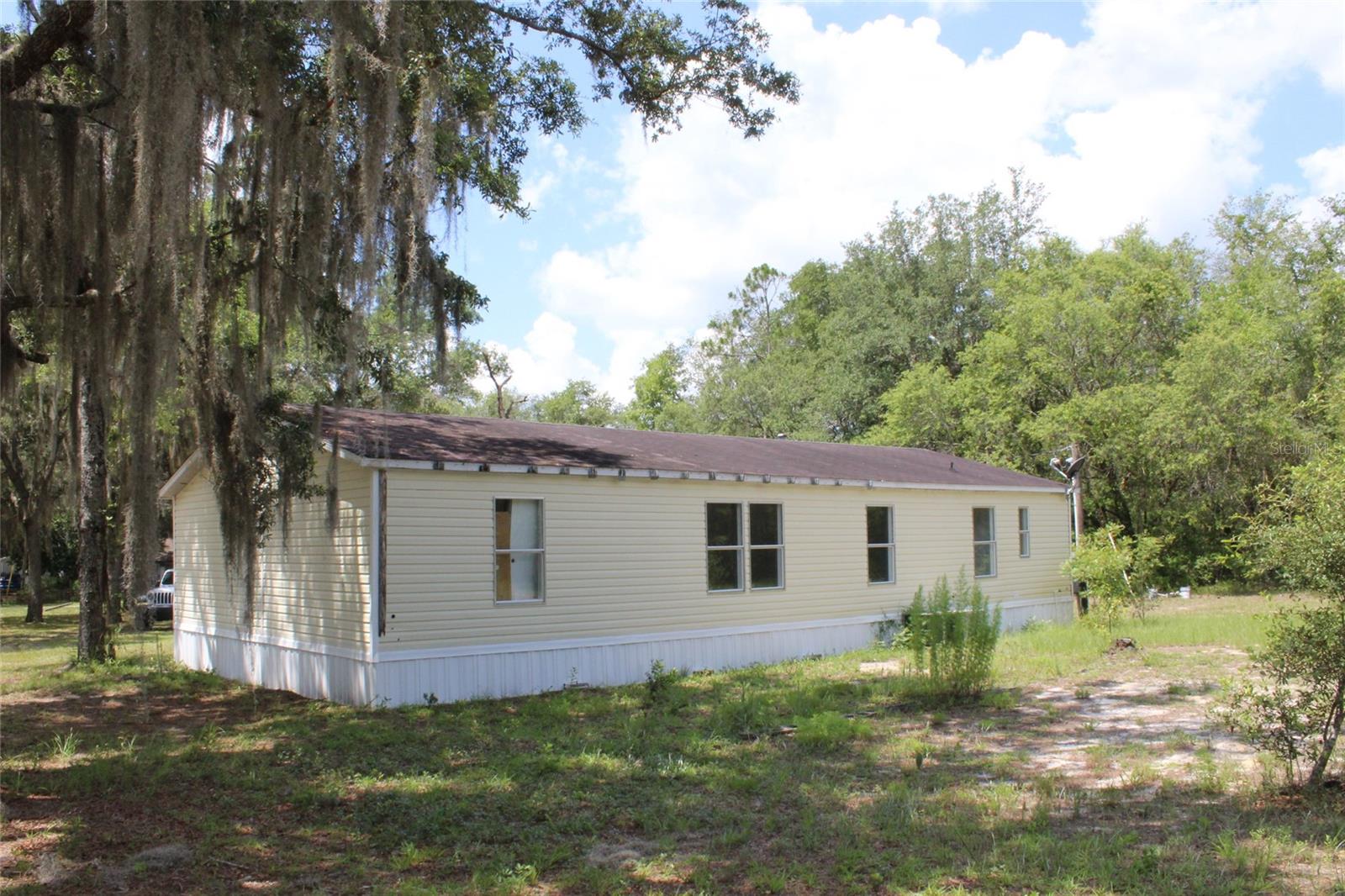 INTERLACHEN LAKES ESTATES - Residential