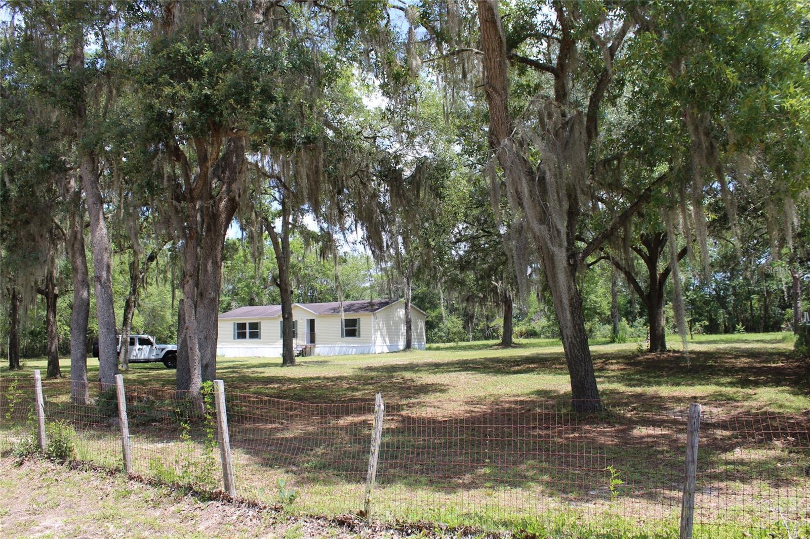 INTERLACHEN LAKES ESTATES - Residential