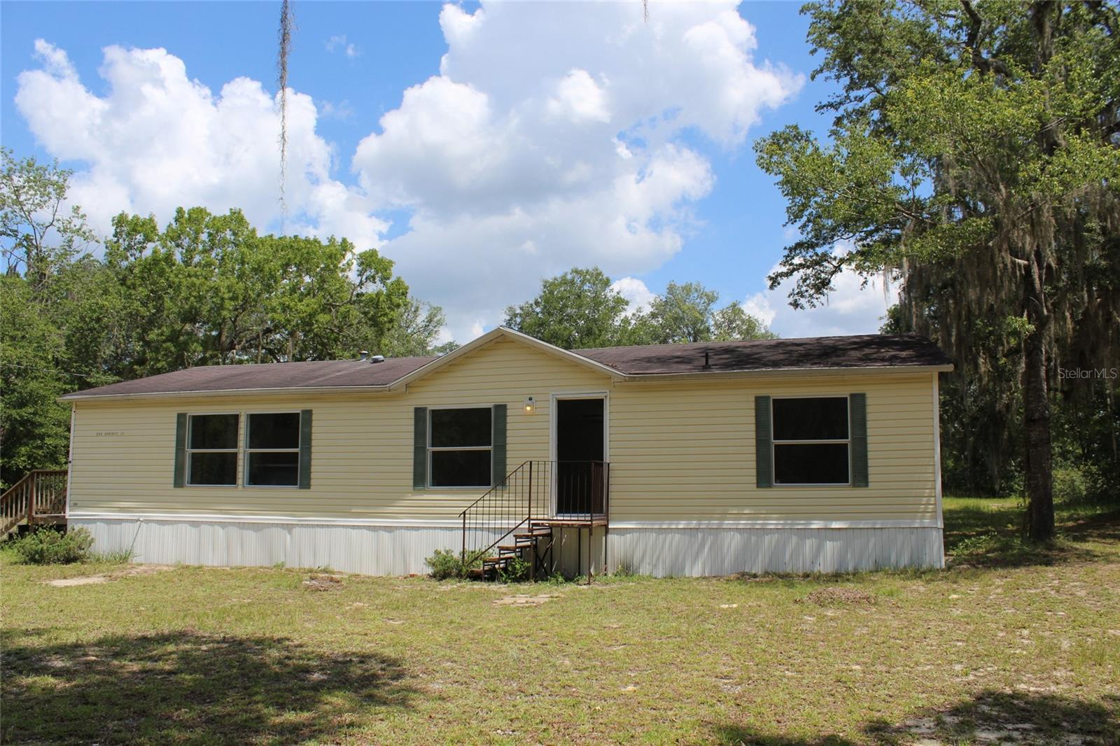 INTERLACHEN LAKES ESTATES - Residential