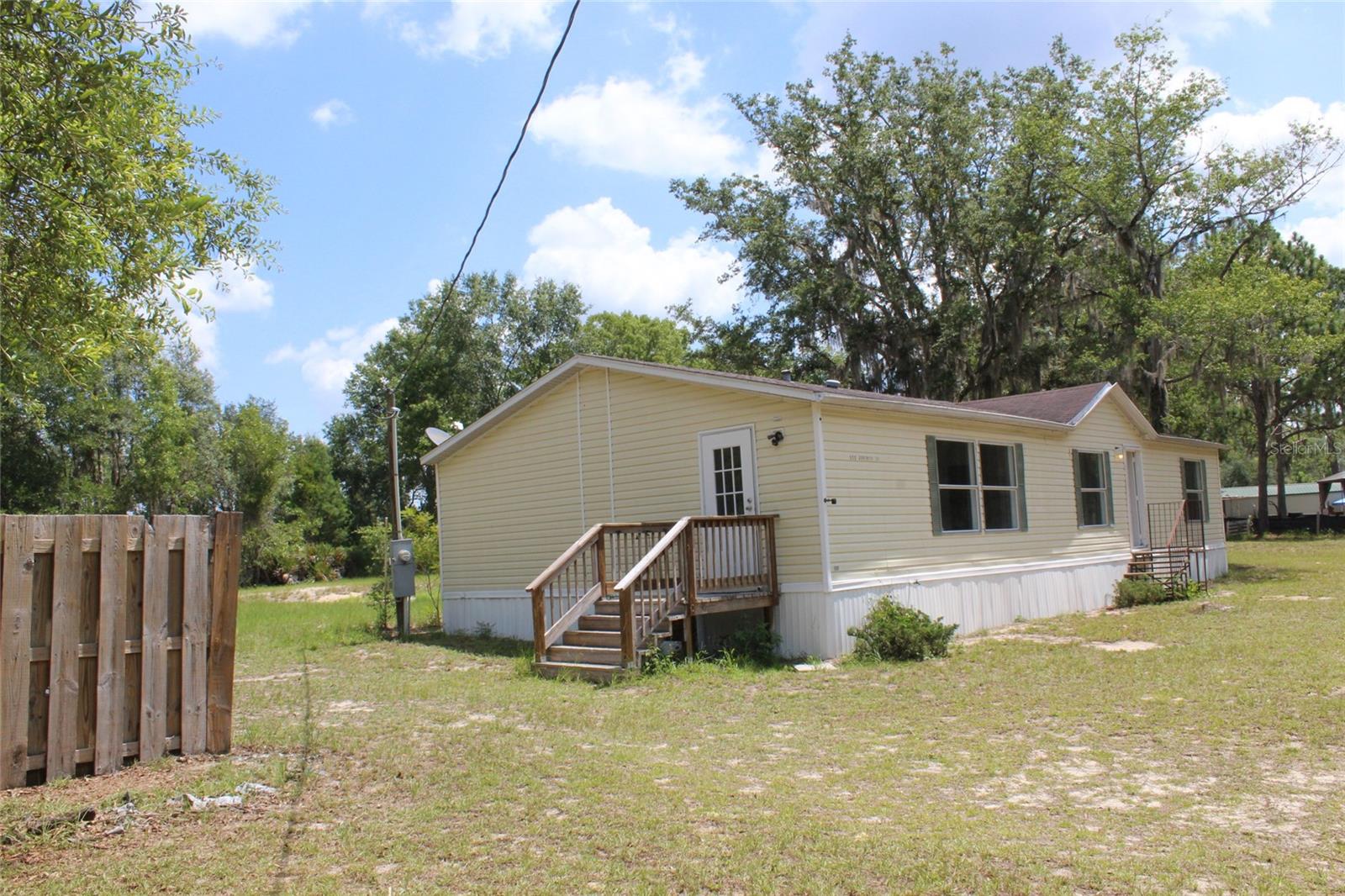 INTERLACHEN LAKES ESTATES - Residential