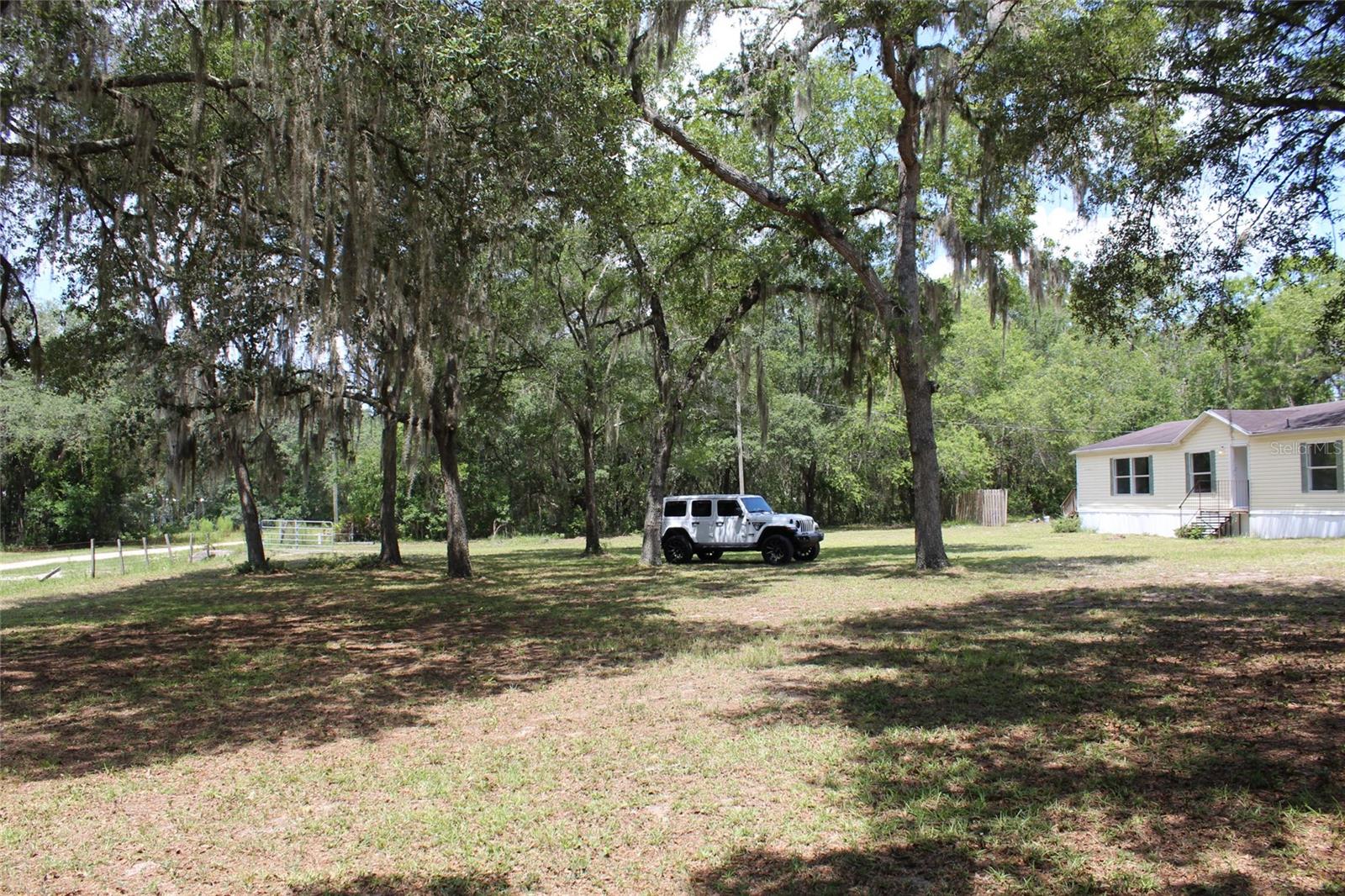 INTERLACHEN LAKES ESTATES - Residential