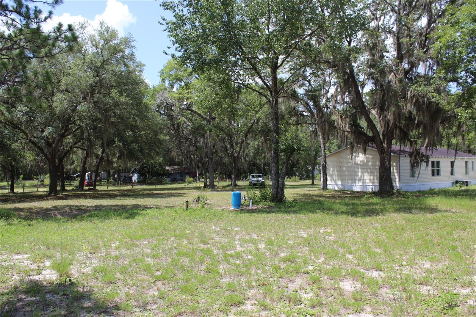 INTERLACHEN LAKES ESTATES - Residential
