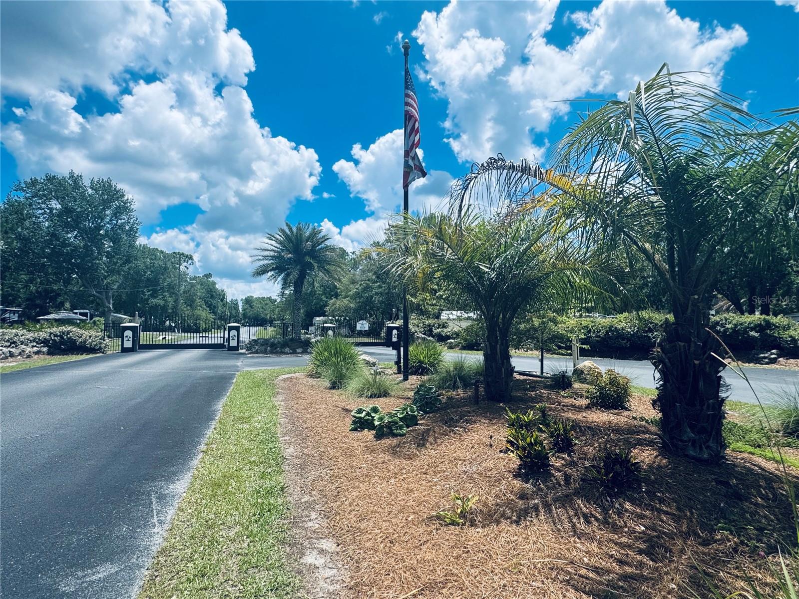 NATURE COAST LANDINGS CAMPGROUND - Land