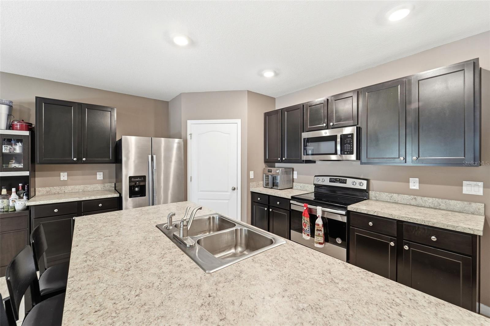 WOODBRIDGE LKS/EDGEWATER - Residential