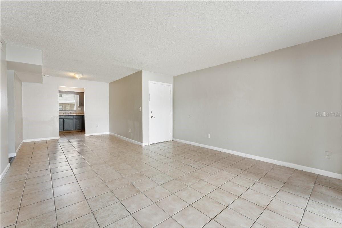 MANHATTAN PALMS CONDO - Residential
