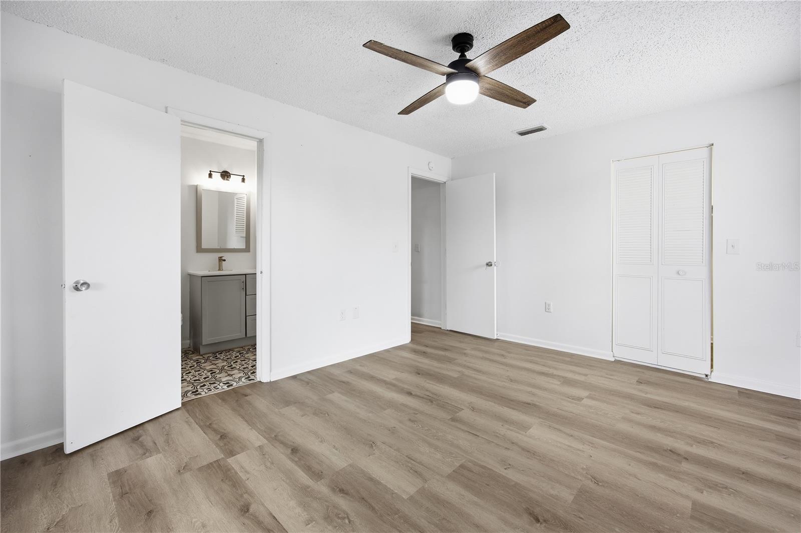MARION OAKS UN 02 - Residential