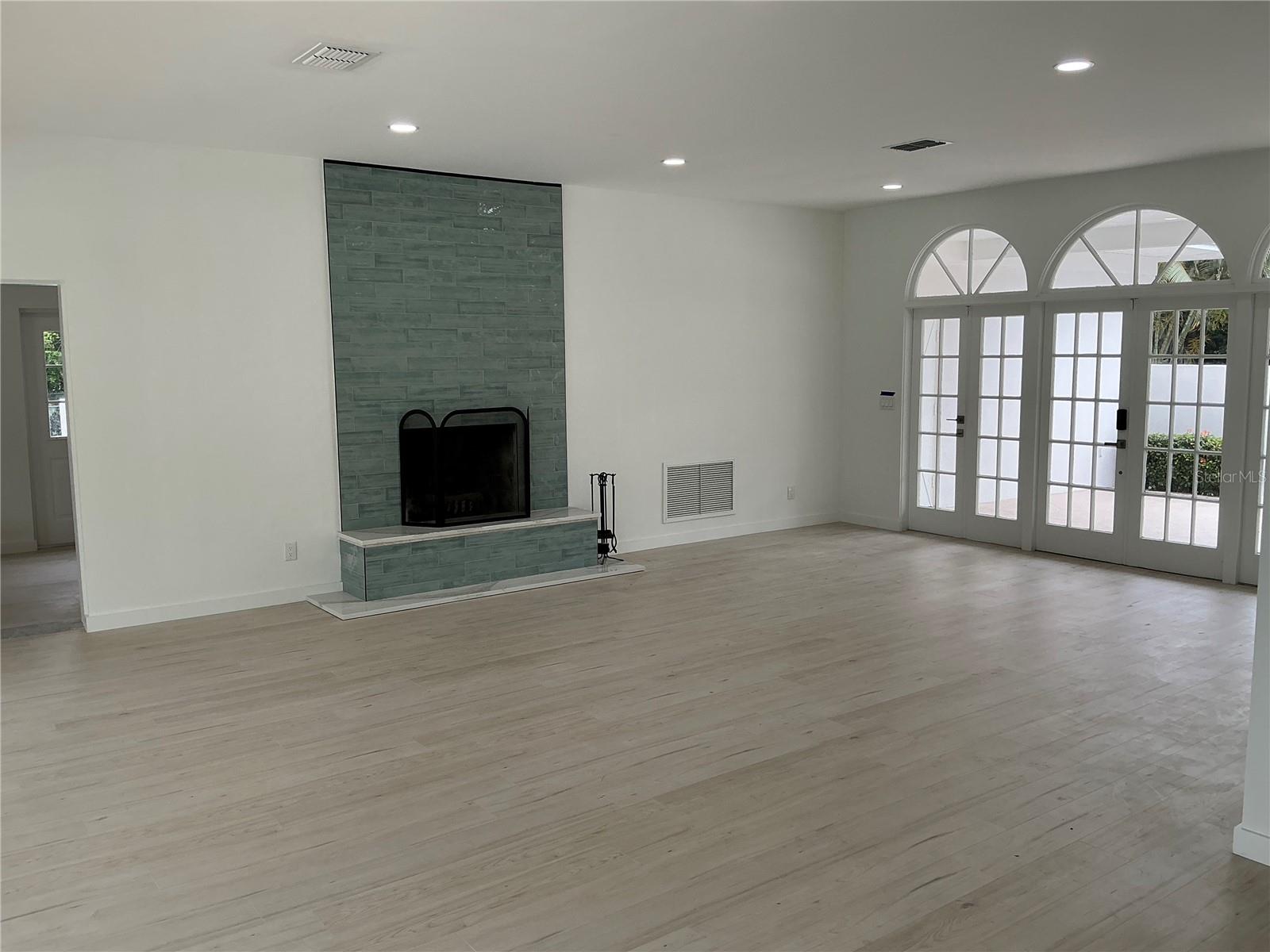WHITFIELD COUNTRY CLUB ESTATES - Residential