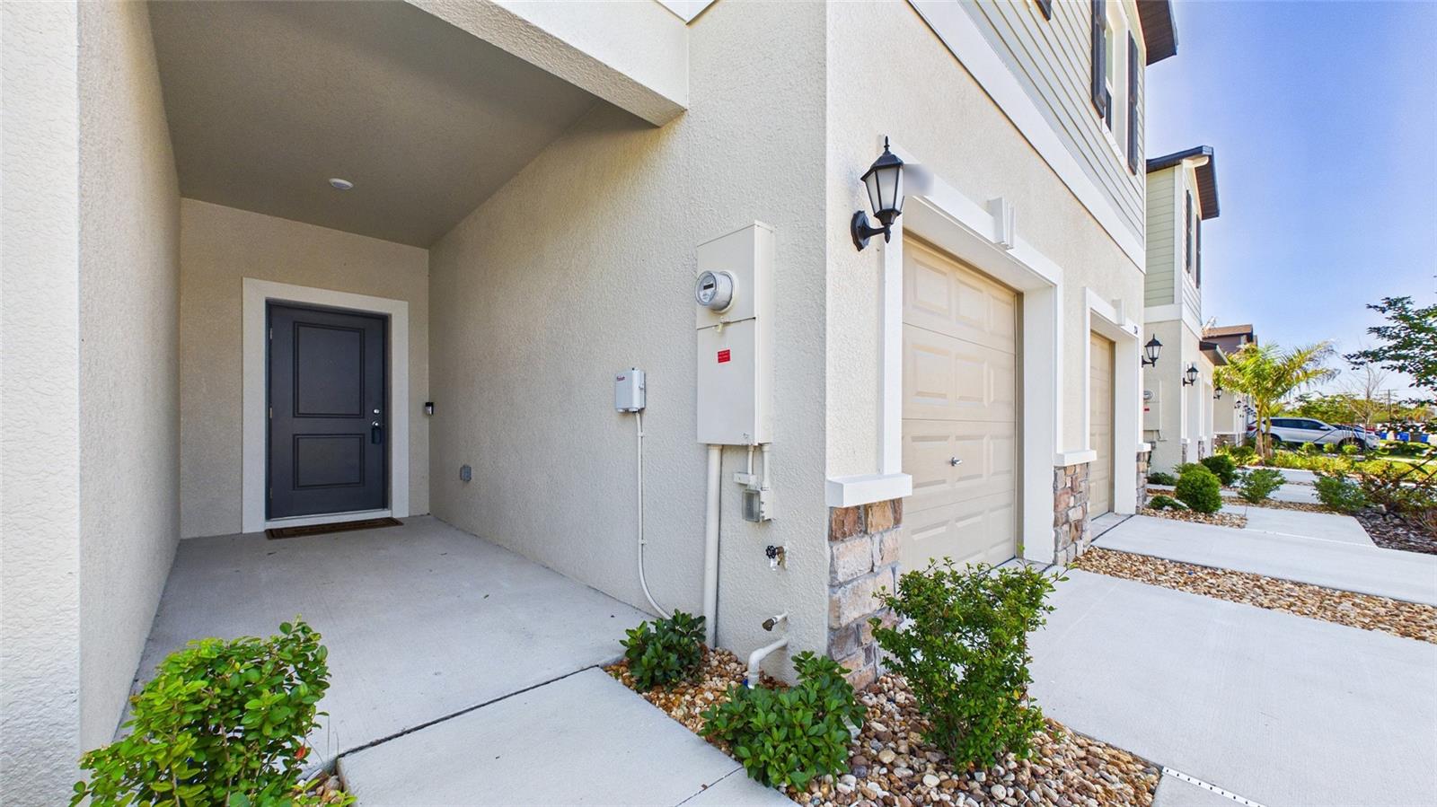 SOUTH SHORE POINTE - Residential