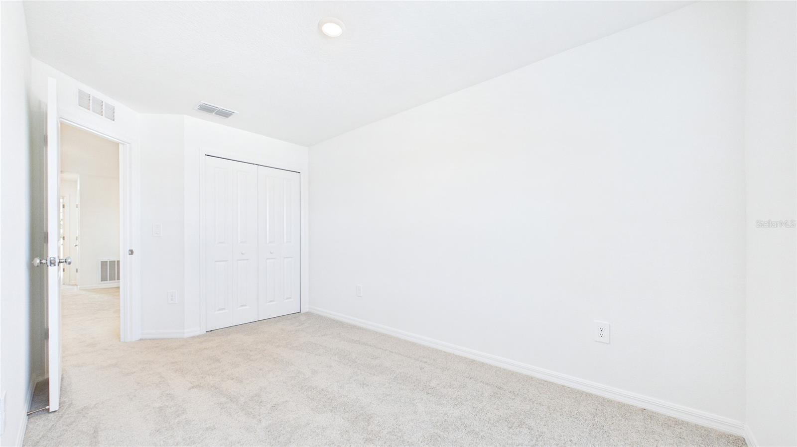 SOUTH SHORE POINTE - Residential