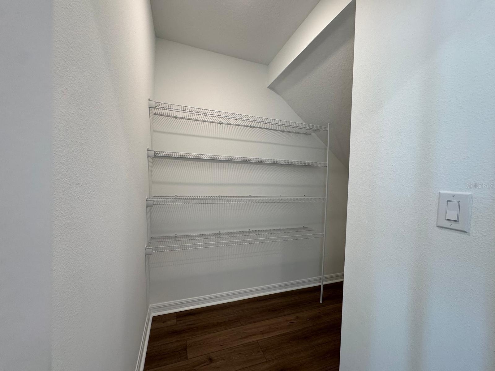 WESLYN PARK PH 2 - Residential Lease