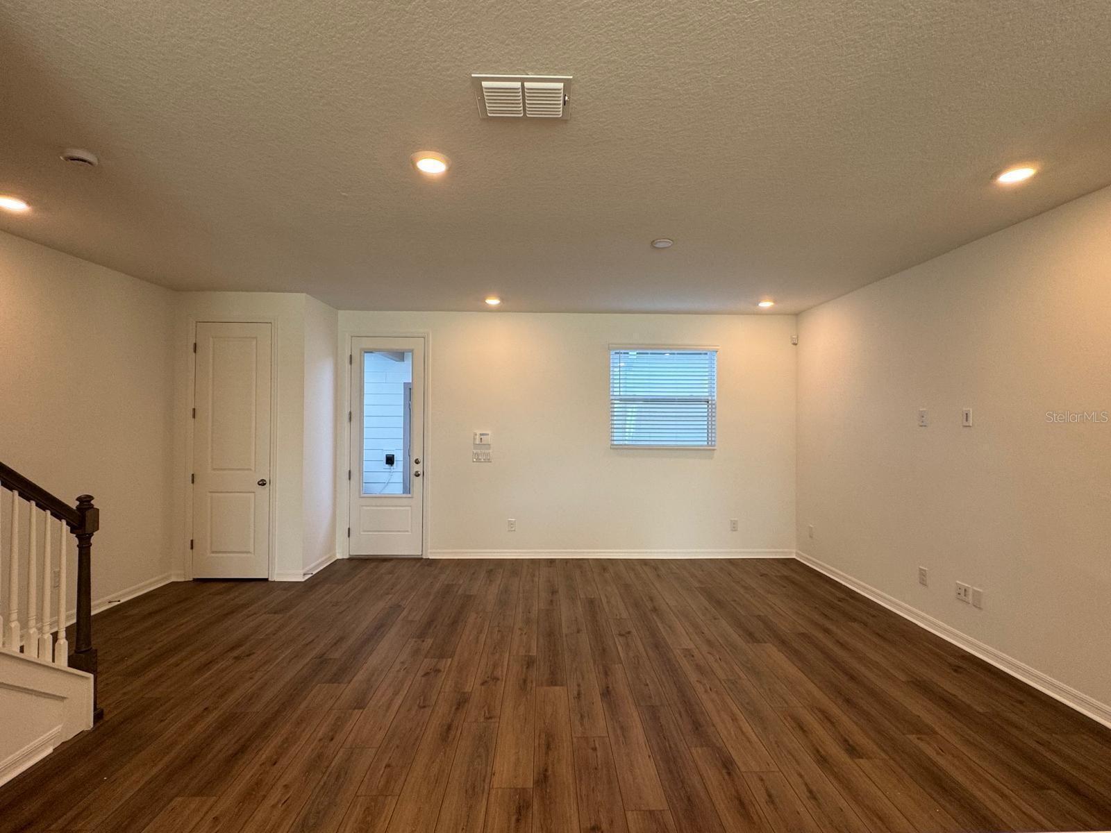 WESLYN PARK PH 2 - Residential Lease