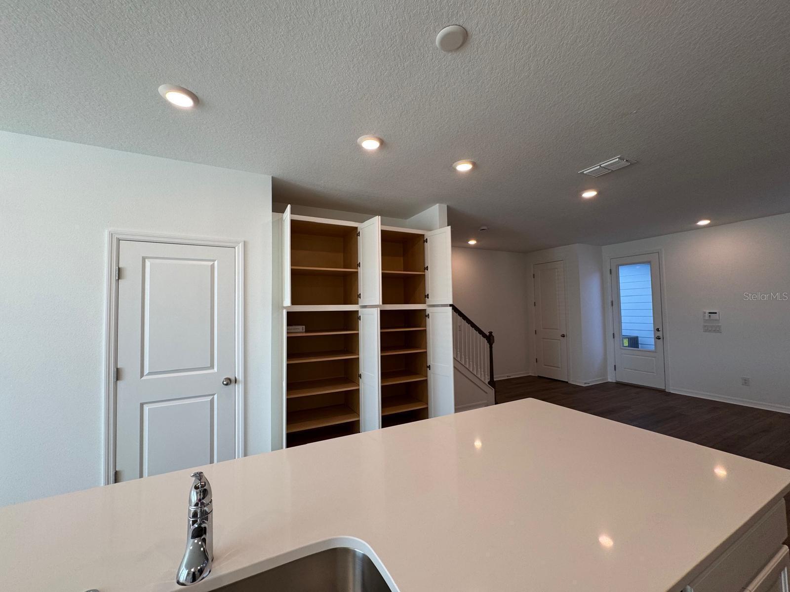 WESLYN PARK PH 2 - Residential Lease