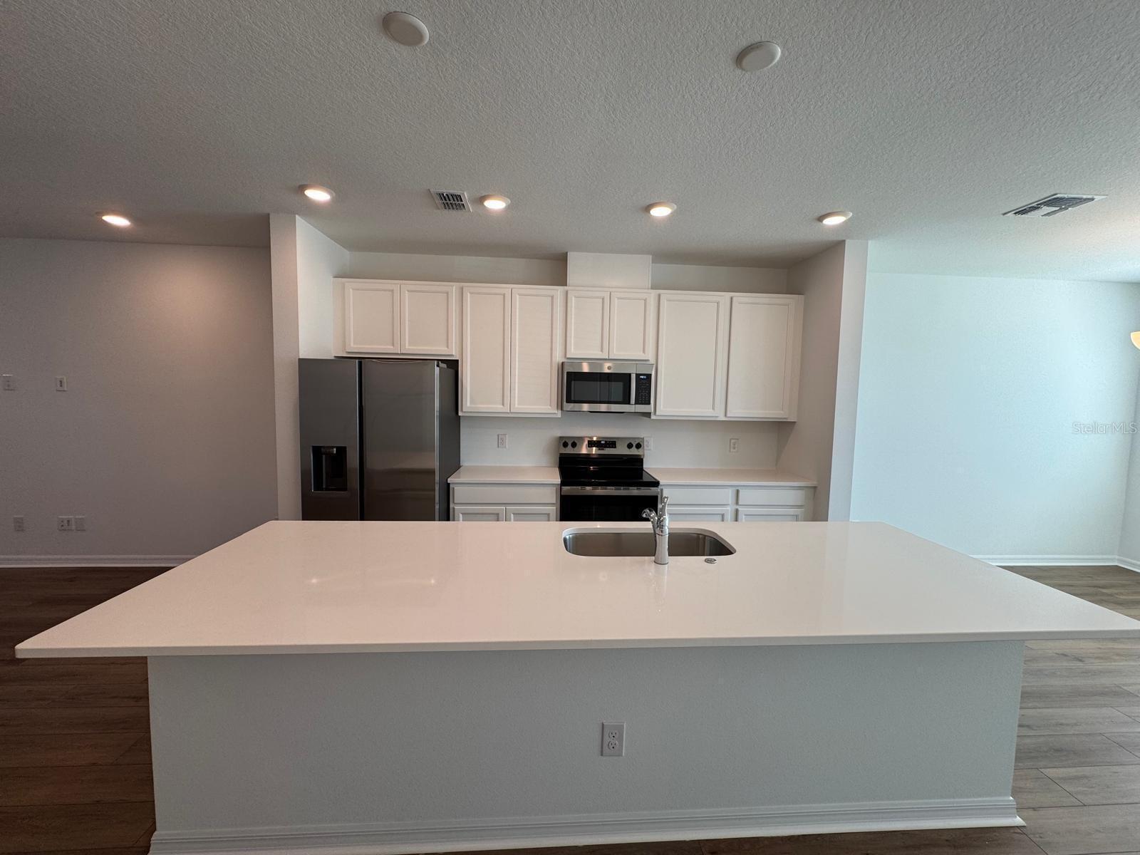 WESLYN PARK PH 2 - Residential Lease