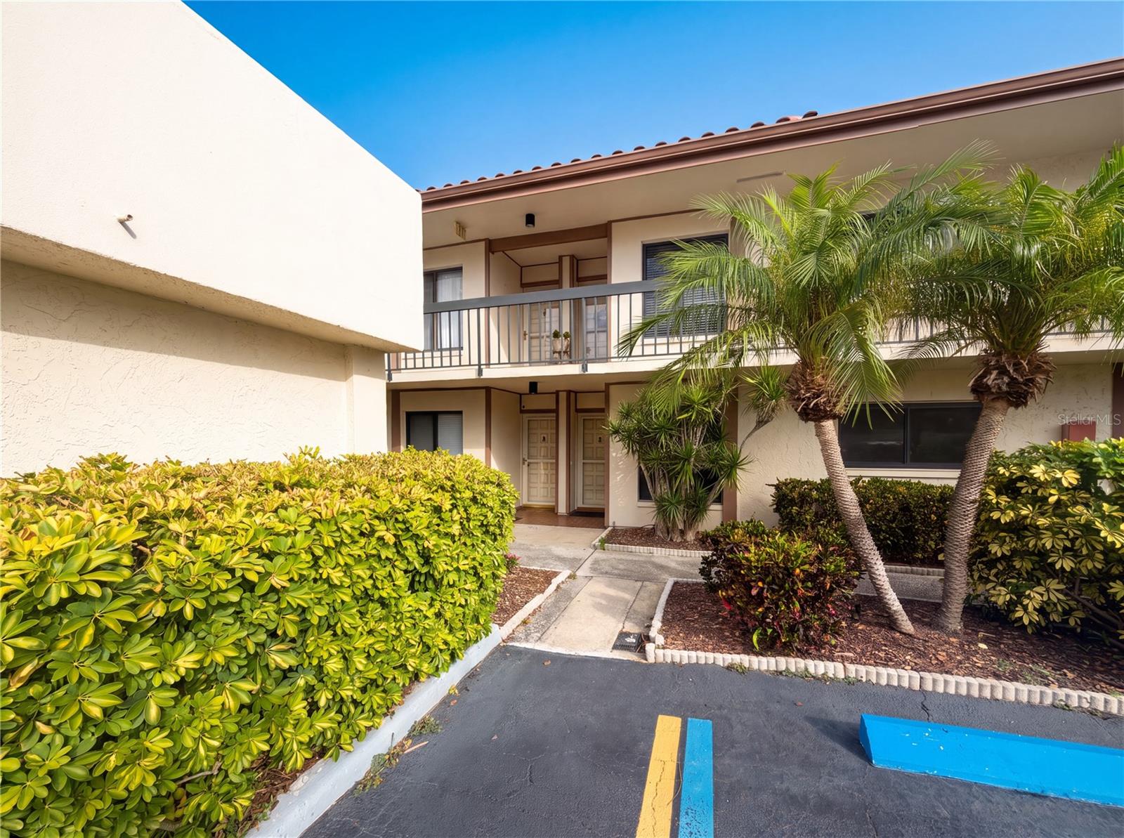 Virtually Staged. Welcome to this beautiful 2-bedroom, 2-bath first-floor condo in the sought-after Palma Del
Mar community of St. Petersburg, offering effortless living in a true resort-style setting. The
updated kitchen features granite countertops, stainless steel appliances, and excellent
workspace—perfect for cooking, entertaining, and everyday convenience.
Step outside to your screened-in patio, an ideal spot for morning coffee, evening relaxation, or
enjoying the peaceful island atmosphere.
Residents of Palma Del Mar enjoy an impressive lineup of resort-style amenities, including a
heated waterfront pool and spa, fishing pier, lushly landscaped grounds, and scenic walking
paths overlooking the shimmering waters of Boca Ciega Bay. The professionally maintained
community provides the perfect backdrop for year-round Florida living.
Golf lovers will appreciate being adjacent to the Isla Del Sol Yacht & Country Club, where
optional memberships offer access to championship golf, tennis, marina facilities, dining,
fitness, and a vibrant social calendar.
Ideally located just minutes from St. Pete Beach, Pass-a-Grille, Fort De Soto Park, downtown
St. Petersburg, waterfront dining, marinas, shopping, and I-275, this condo delivers unbeatable
convenience paired with a peaceful island lifestyle.
Opportunities to own in Palma Del Mar are always in demand. Make your move before this
one slips away.