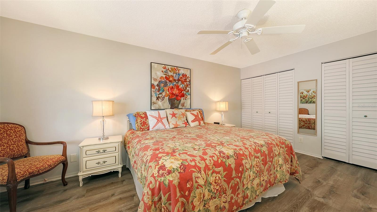 WHITE SANDS VILLAGE - Residential