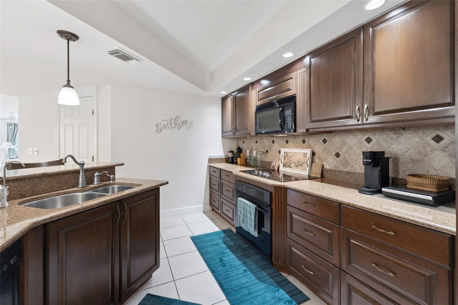 BOUCHELLE ISLAND CONDO - Residential