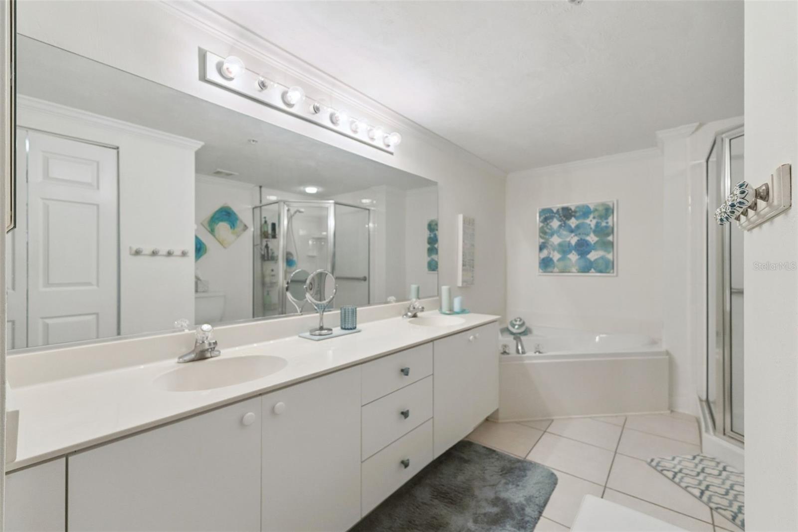 BOUCHELLE ISLAND CONDO - Residential